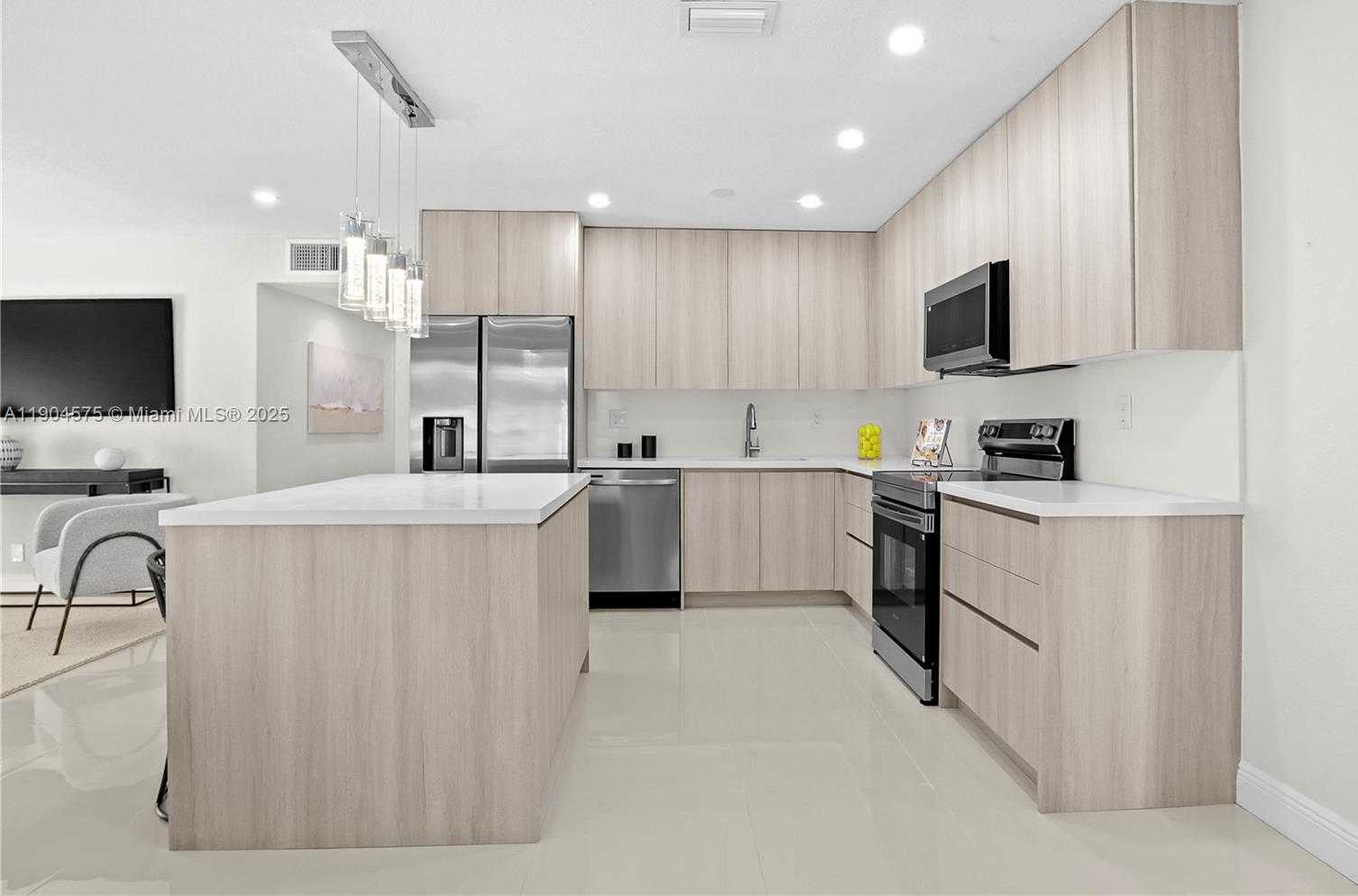 Small Image of 1430 NORTH 65TH AVE, Hollywood Number 26