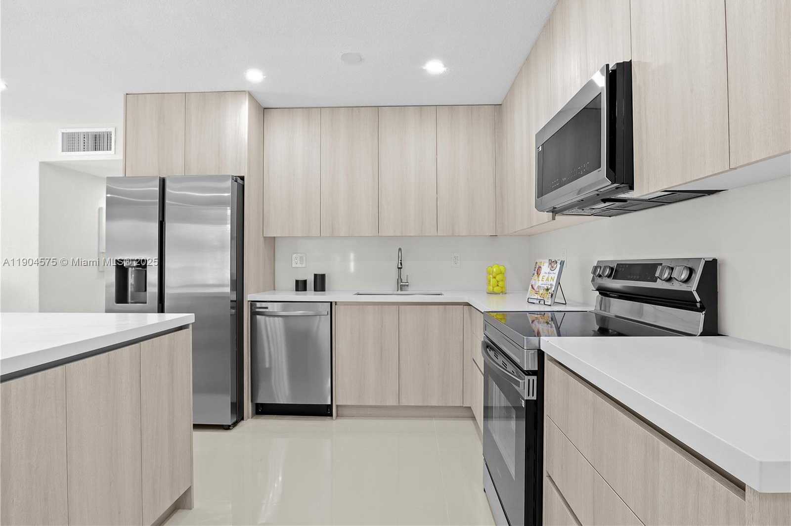 Small Image of 1430 NORTH 65TH AVE, Hollywood Number 27