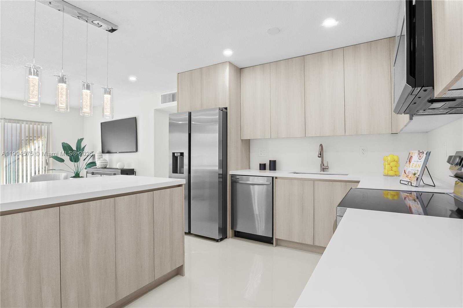 Small Image of 1430 NORTH 65TH AVE, Hollywood Number 30