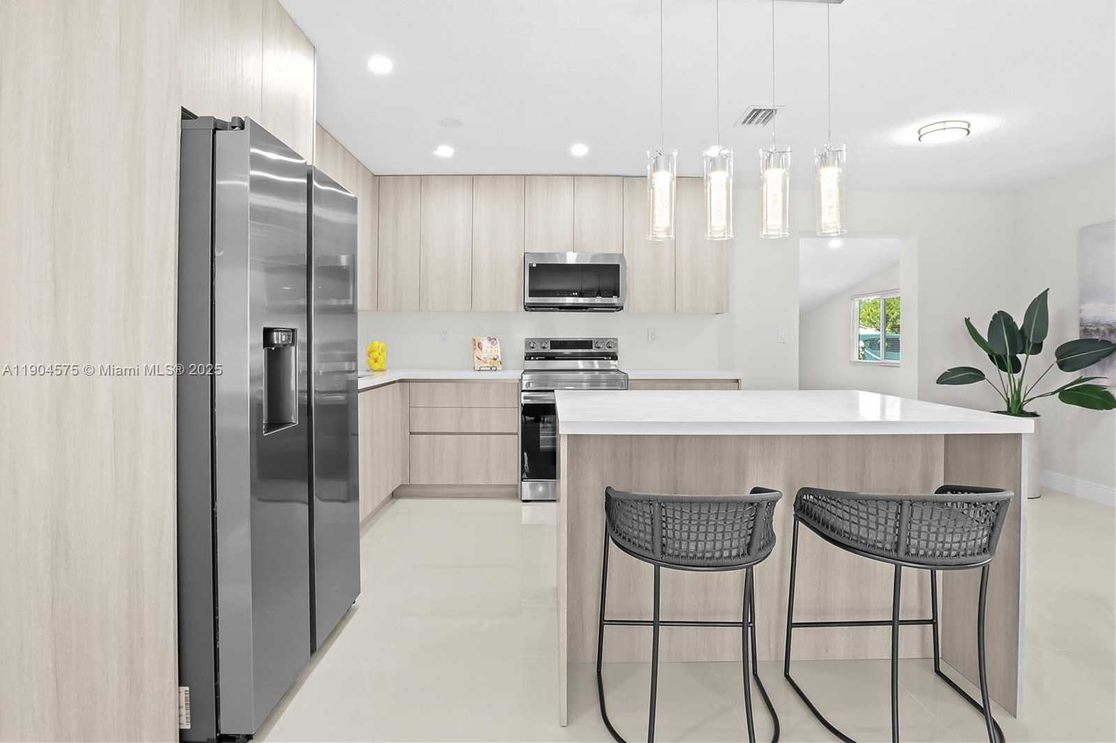 Small Image of 1430 NORTH 65TH AVE, Hollywood Number 31