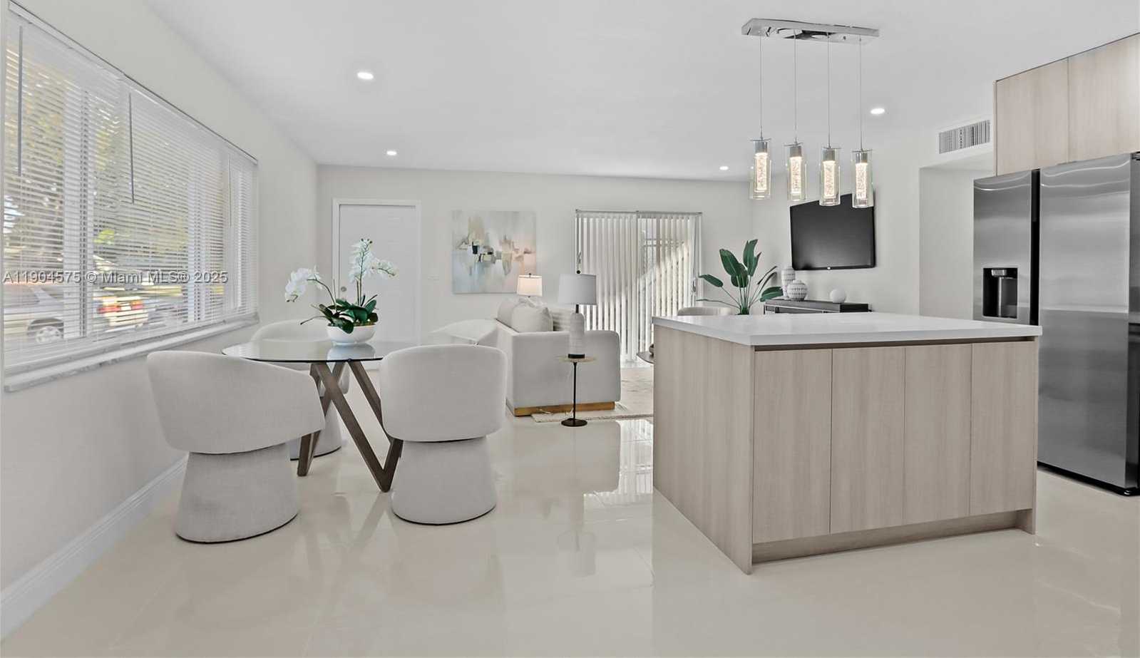 Small Image of 1430 NORTH 65TH AVE, Hollywood Number 34