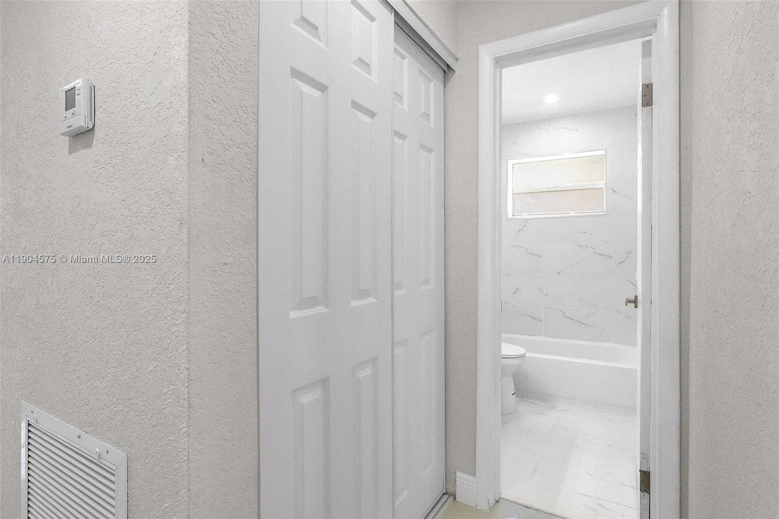 Small Image of 1430 NORTH 65TH AVE, Hollywood Number 43