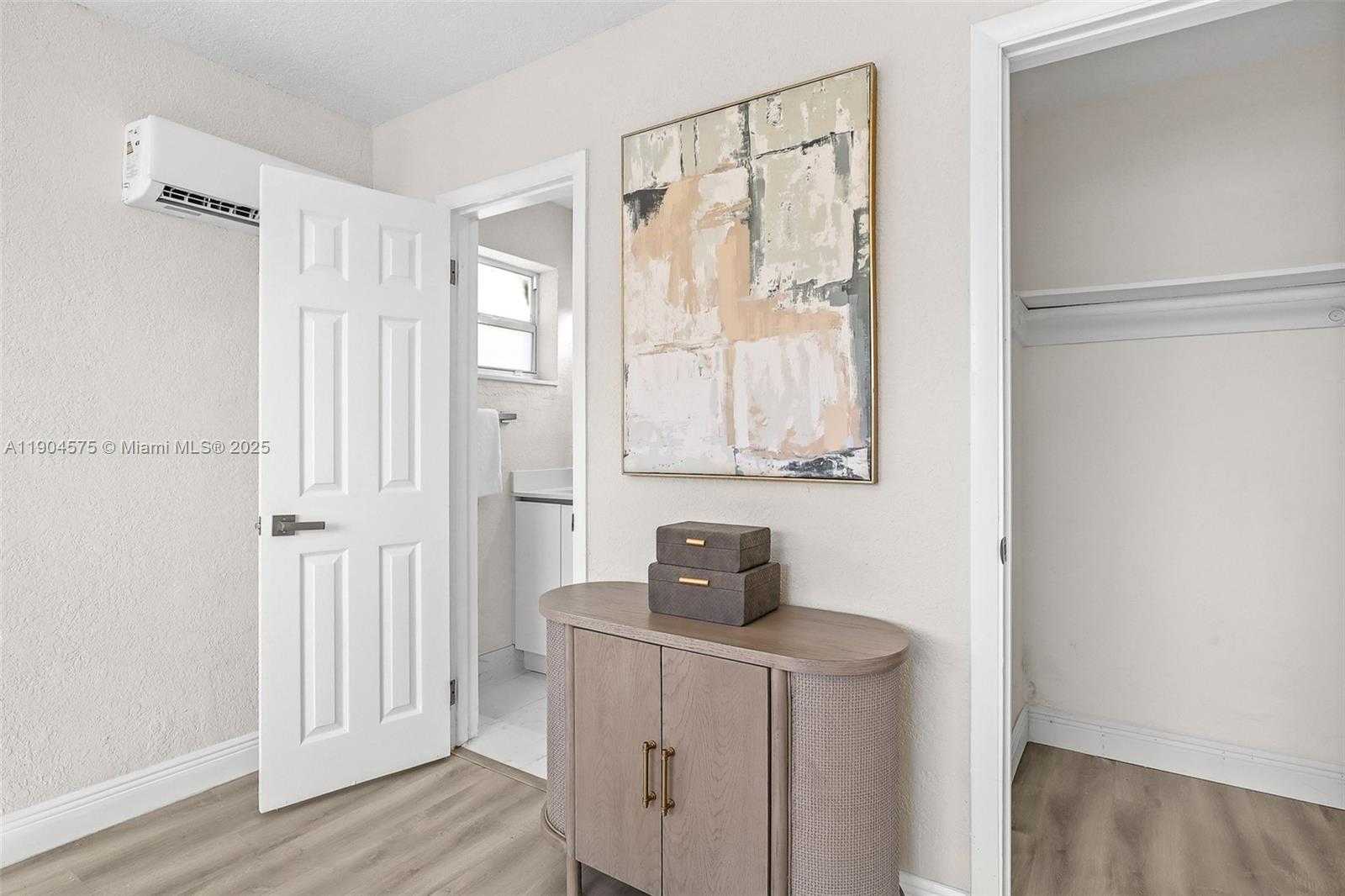 Small Image of 1430 NORTH 65TH AVE, Hollywood Number 52