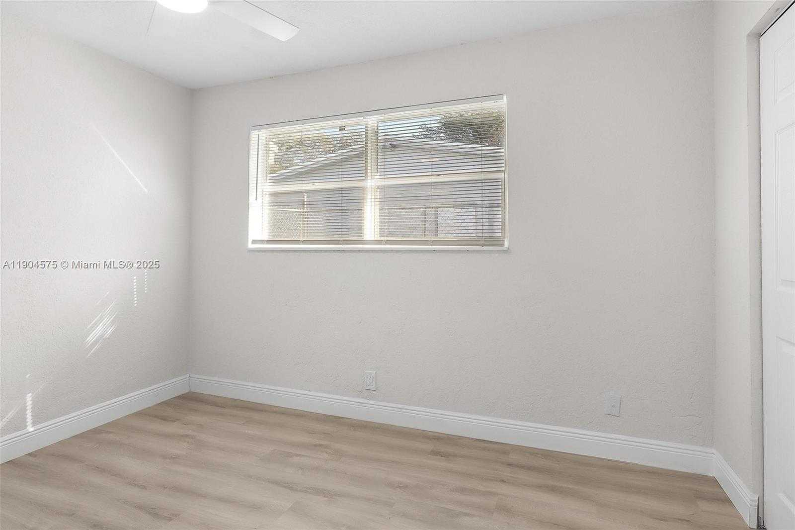 Small Image of 1430 NORTH 65TH AVE, Hollywood Number 59