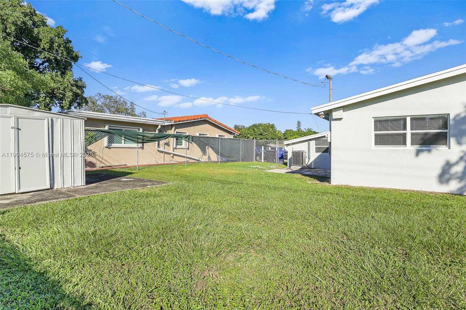 Small Image of 1430 NORTH 65TH AVE, Hollywood Number 67