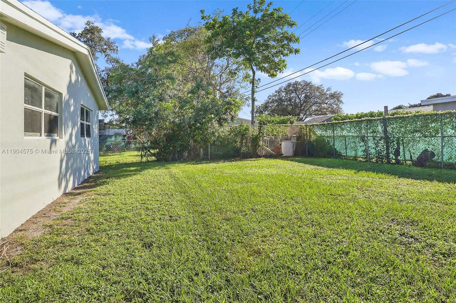 Small Image of 1430 NORTH 65TH AVE, Hollywood Number 69