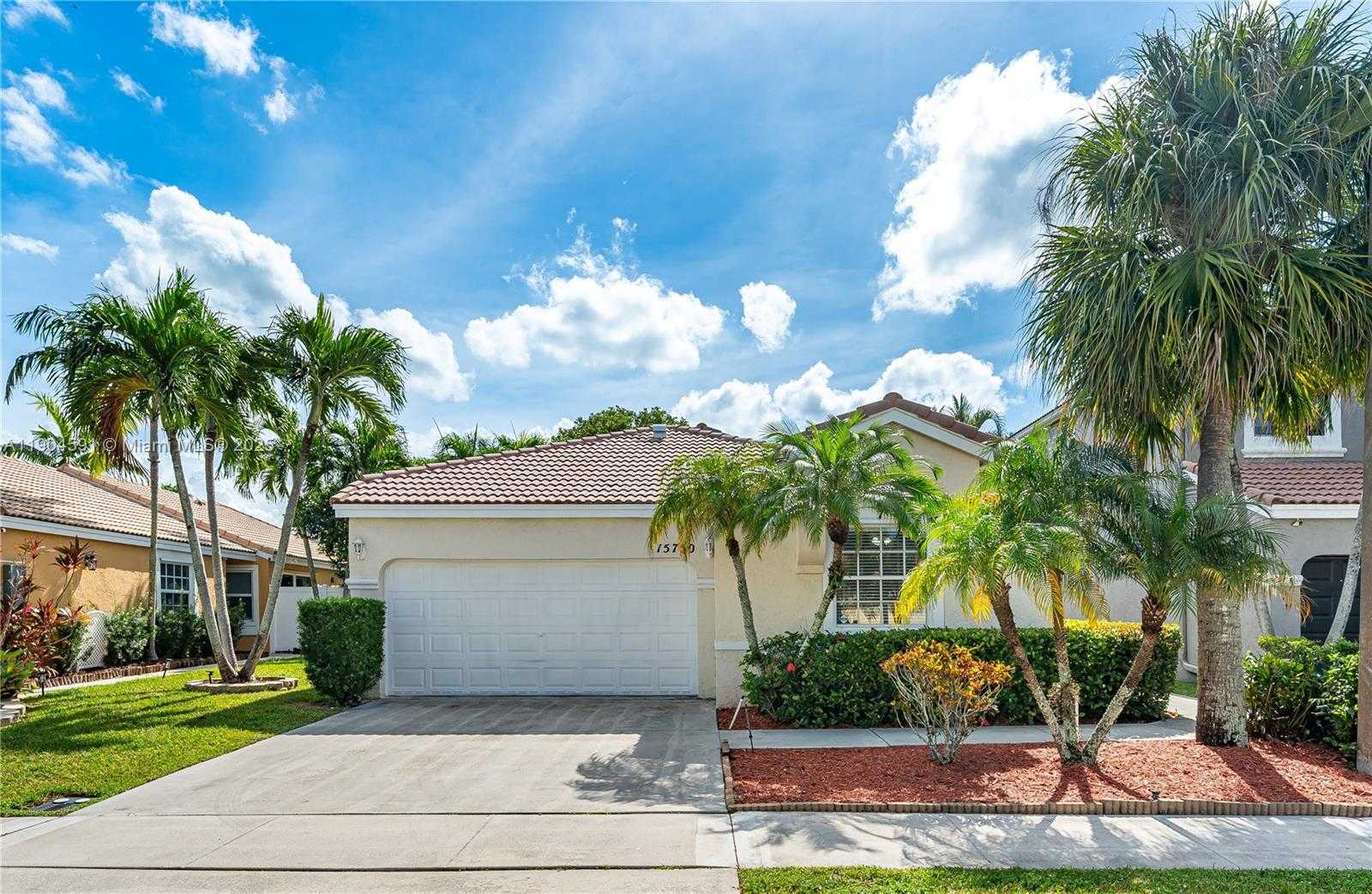 Small Image of 15750 NORTH WEST 16TH CT, Pembroke Pines Number 1