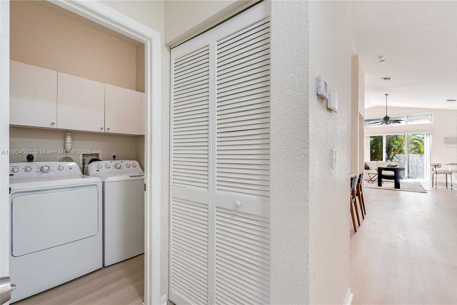Small Image of 15750 NORTH WEST 16TH CT, Pembroke Pines Number 24