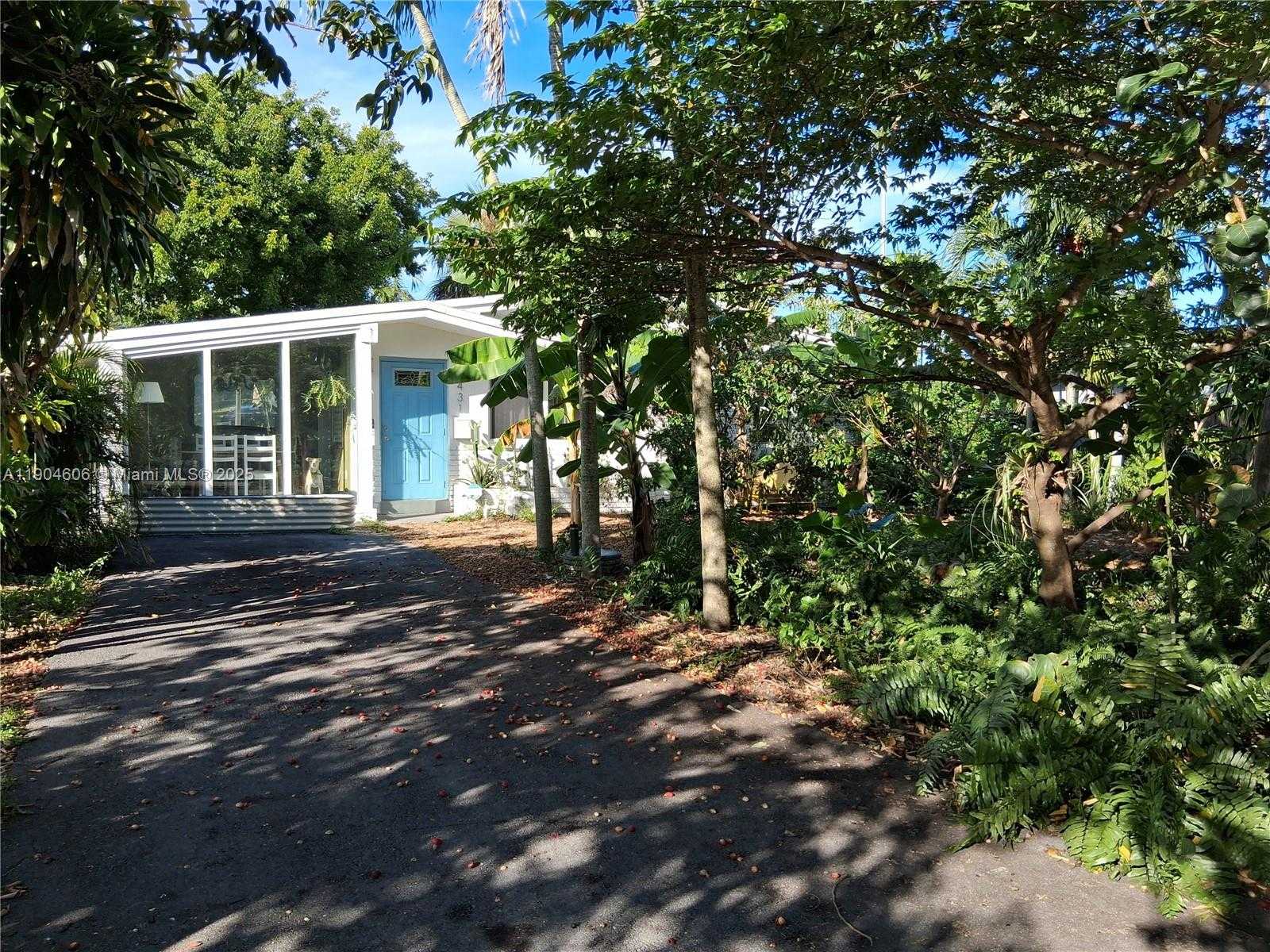 Small Image of 2431 MAYO ST, Hollywood Number 2