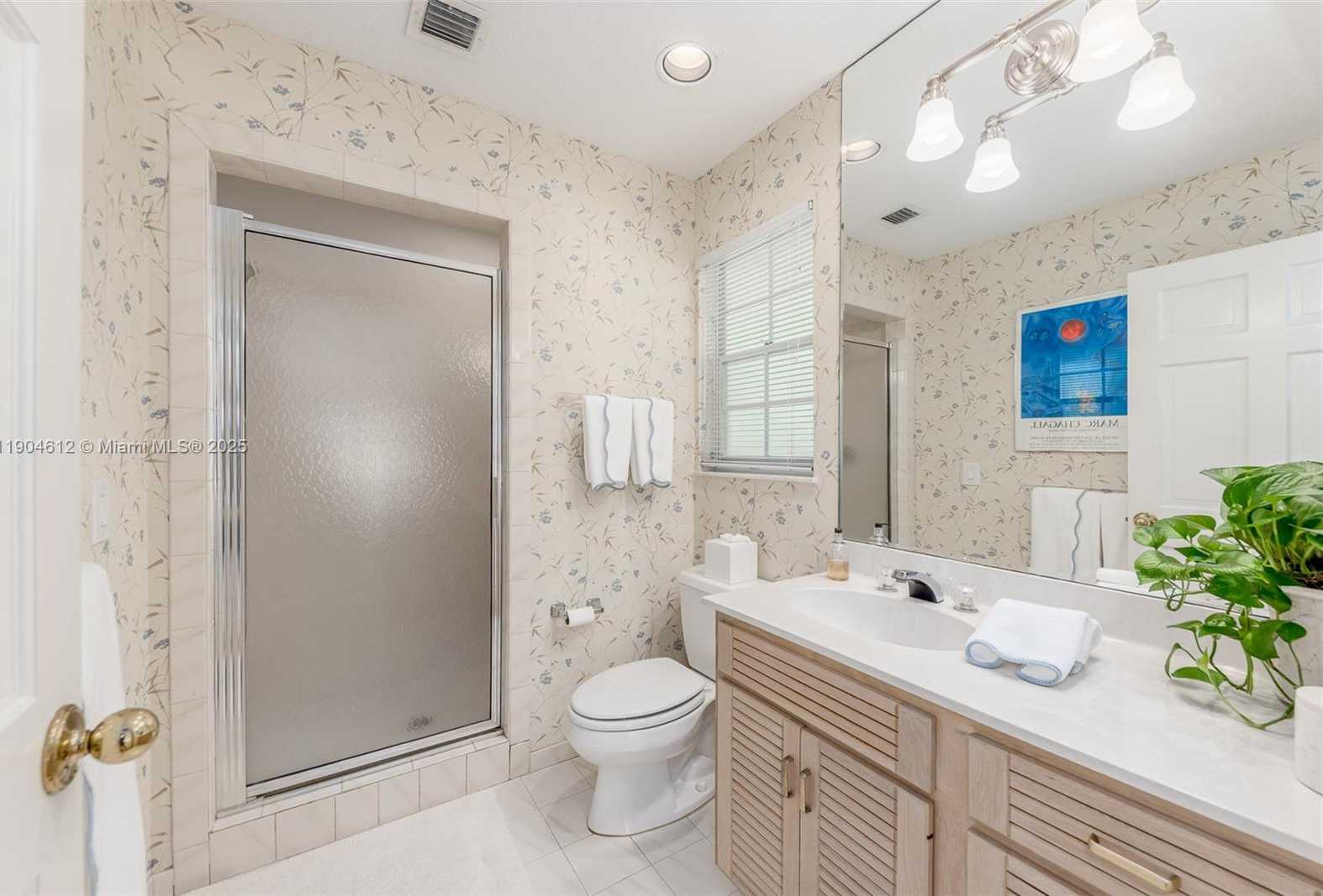 Small Image of 247 SOUTH BEACH RD, Jupiter Island Number 21