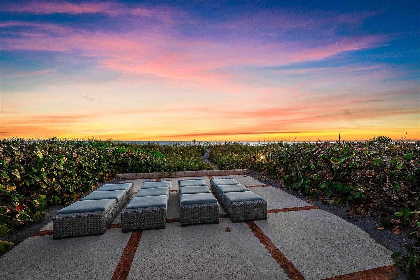 Small Image of 247 SOUTH BEACH RD, Jupiter Island Number 55