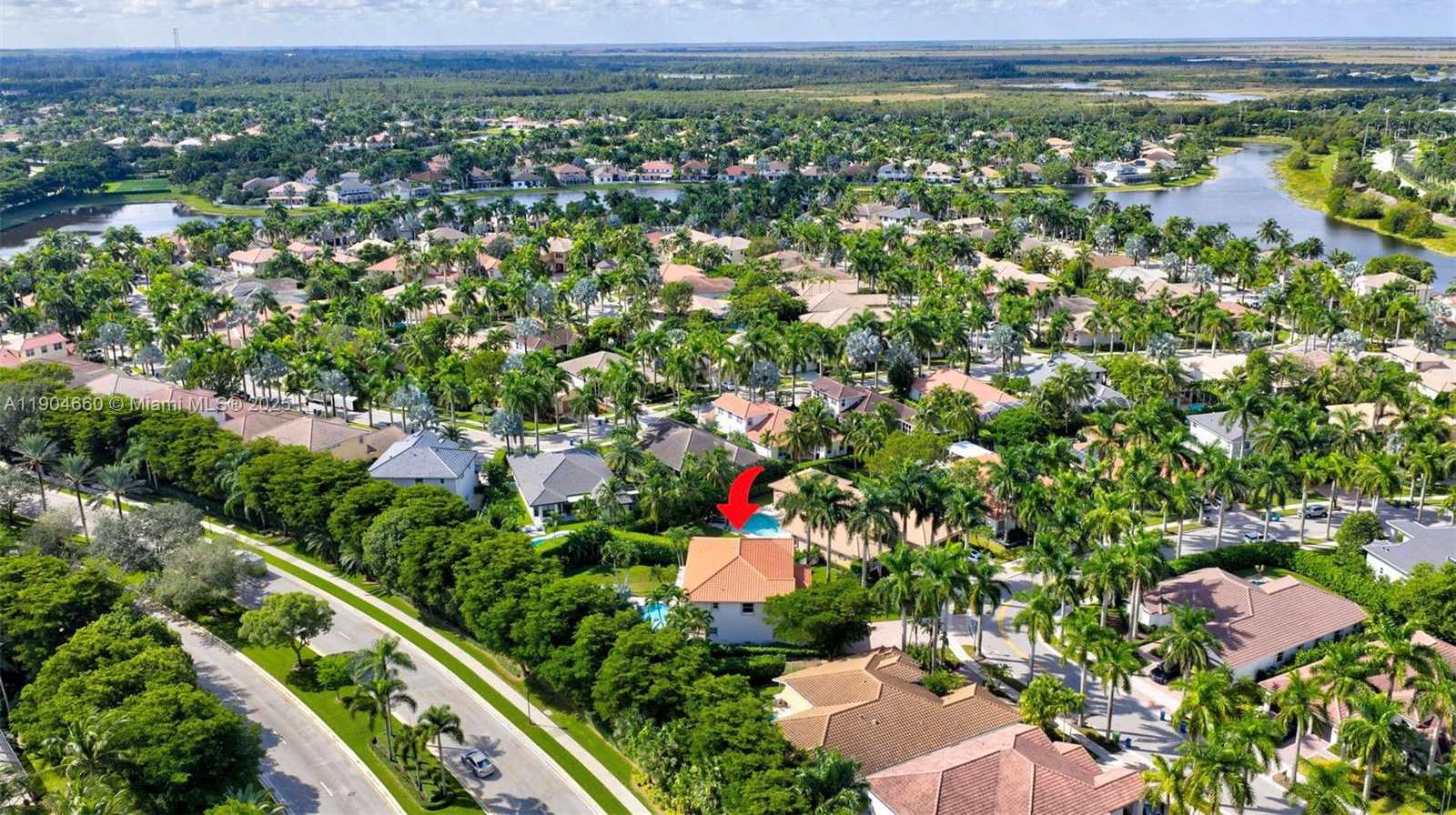 Small Image of 1781 HARBOR POINTE CIR, Weston Number 36