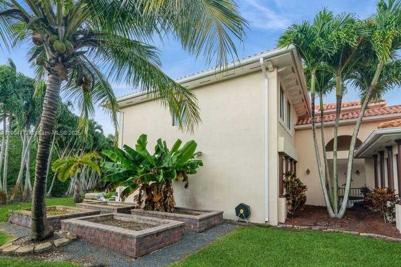 Small Image of 18704 SOUTH WEST 76TH CT, Cutler Bay Number 19