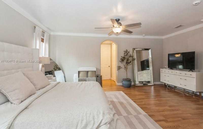 Small Image of 18704 SOUTH WEST 76TH CT, Cutler Bay Number 28