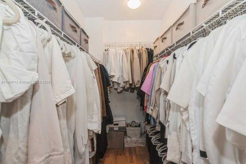 Small Image of 18704 SOUTH WEST 76TH CT, Cutler Bay Number 33