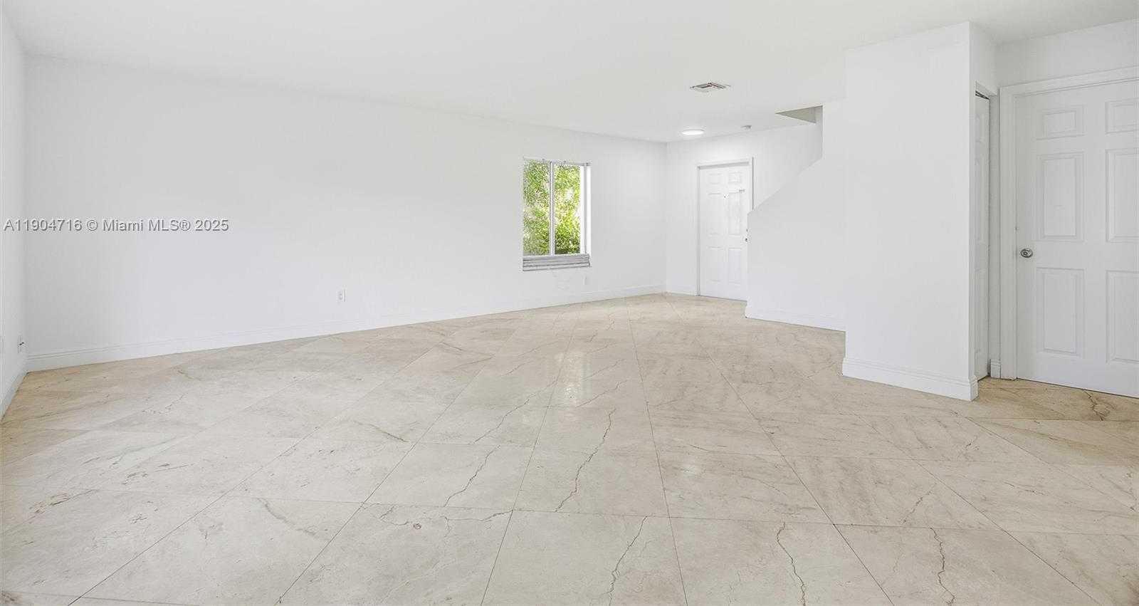 Small Image of 4628 SOUTH WEST 125TH LN, Miramar Number 10