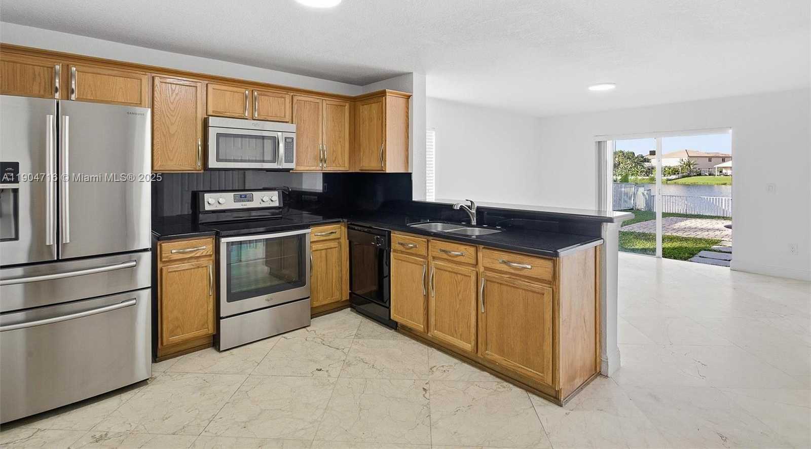 Small Image of 4628 SOUTH WEST 125TH LN, Miramar Number 14