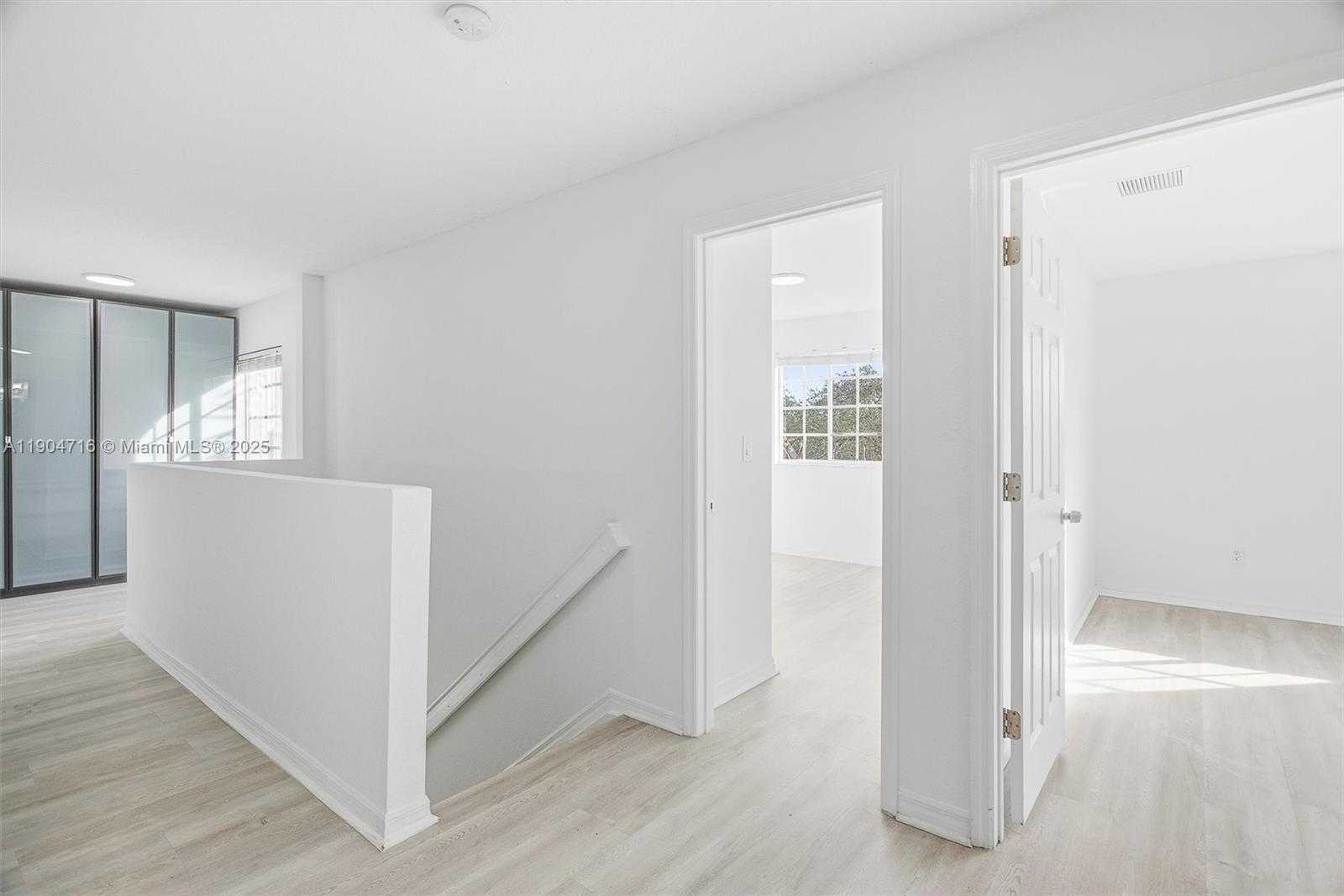 Small Image of 4628 SOUTH WEST 125TH LN, Miramar Number 20