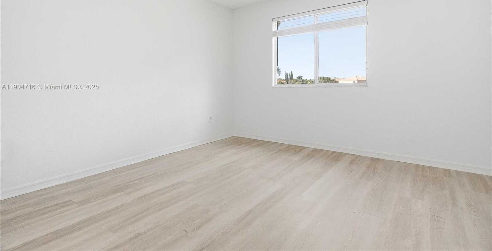 Small Image of 4628 SOUTH WEST 125TH LN, Miramar Number 21