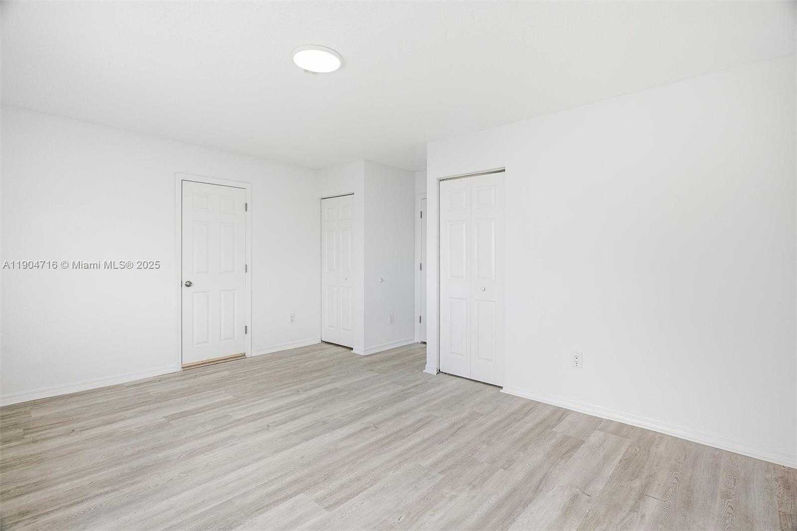 Small Image of 4628 SOUTH WEST 125TH LN, Miramar Number 32