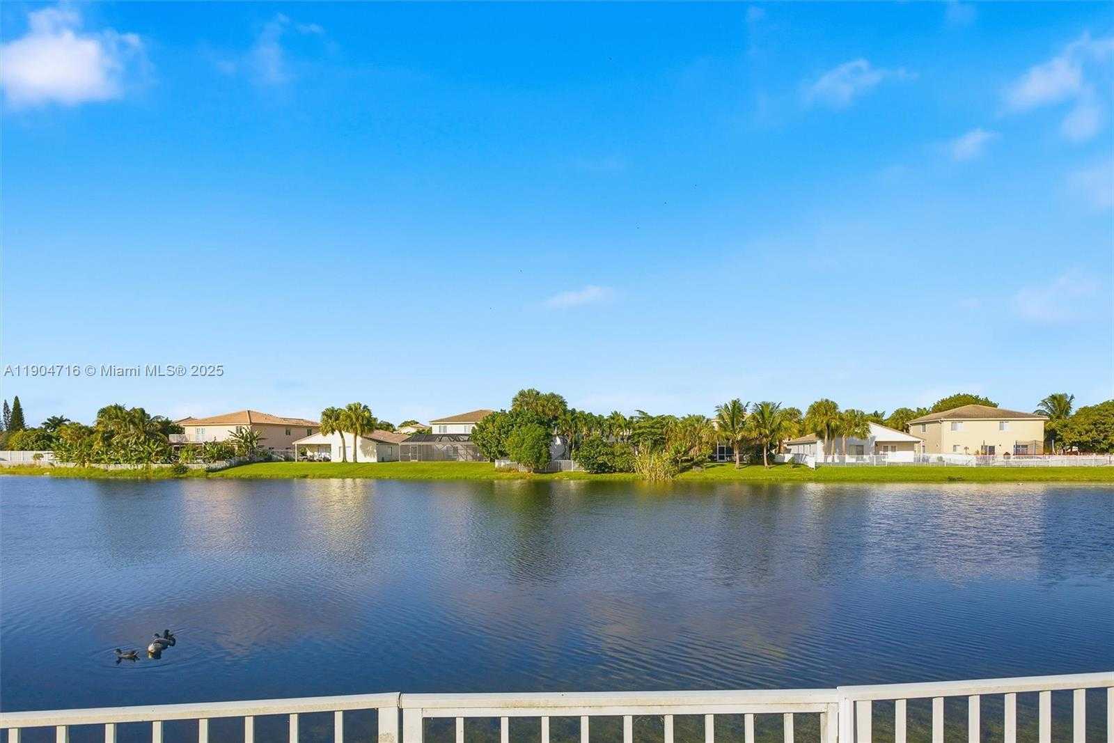 Small Image of 4628 SOUTH WEST 125TH LN, Miramar Number 37