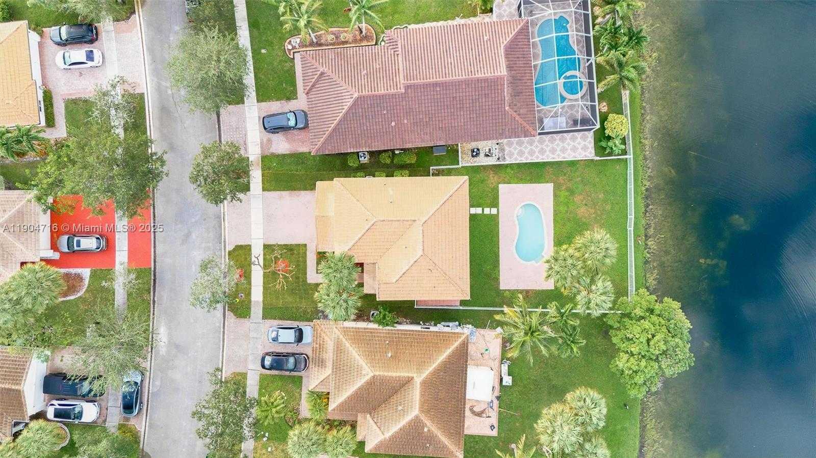 Small Image of 4628 SOUTH WEST 125TH LN, Miramar Number 4