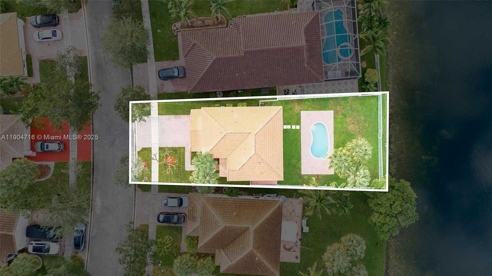 Small Image of 4628 SOUTH WEST 125TH LN, Miramar Number 5