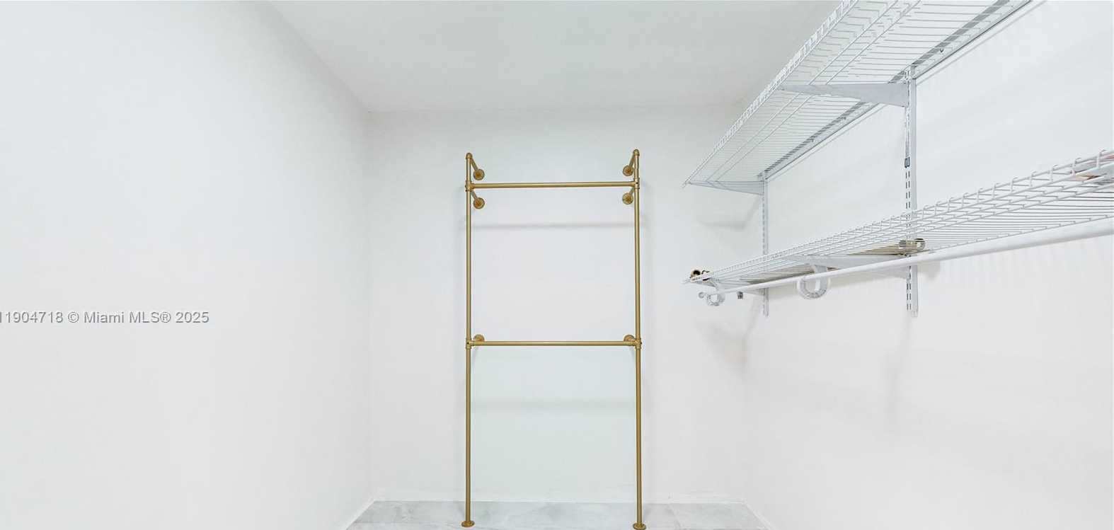 Small Image of 2525 GARFIELD ST, Hollywood Number 38