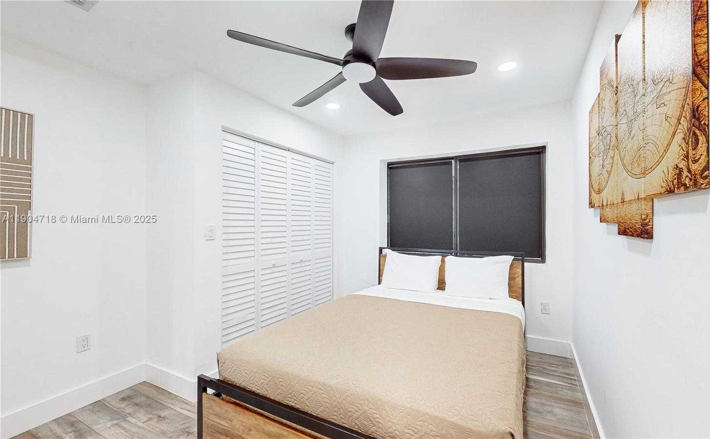 Small Image of 2525 GARFIELD ST, Hollywood Number 46