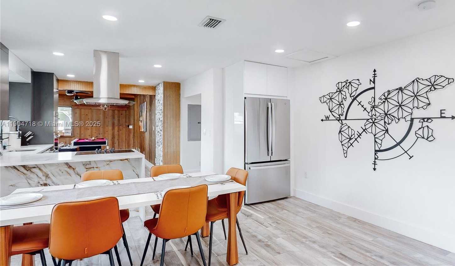 Small Image of 2525 GARFIELD ST, Hollywood Number 52