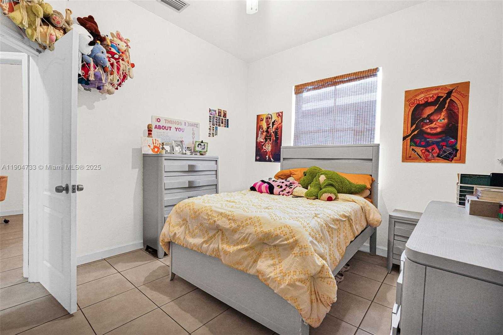 Small Image of 9067 NORTH WEST 182ND TER, Hialeah Number 19