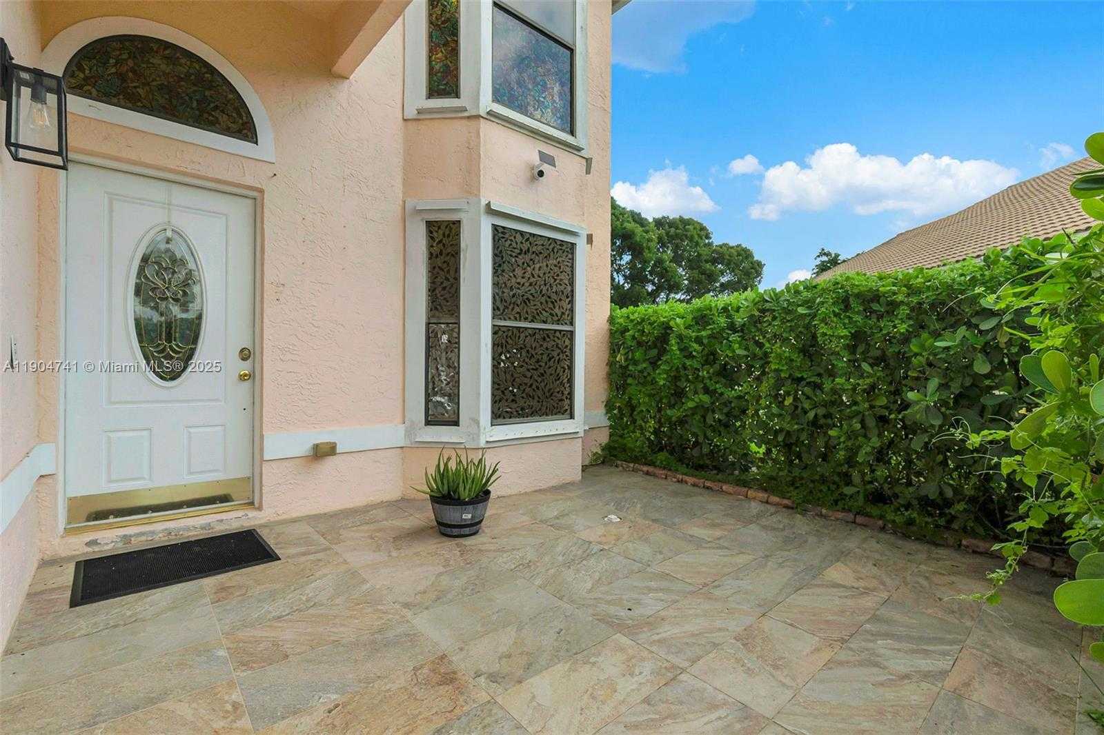 Small Image of 18916 RED CORAL WAY, Boca Raton Number 3