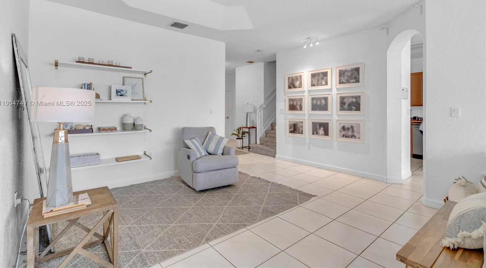 Small Image of 11451 NORTH WEST 68TH TER, Doral Number 10