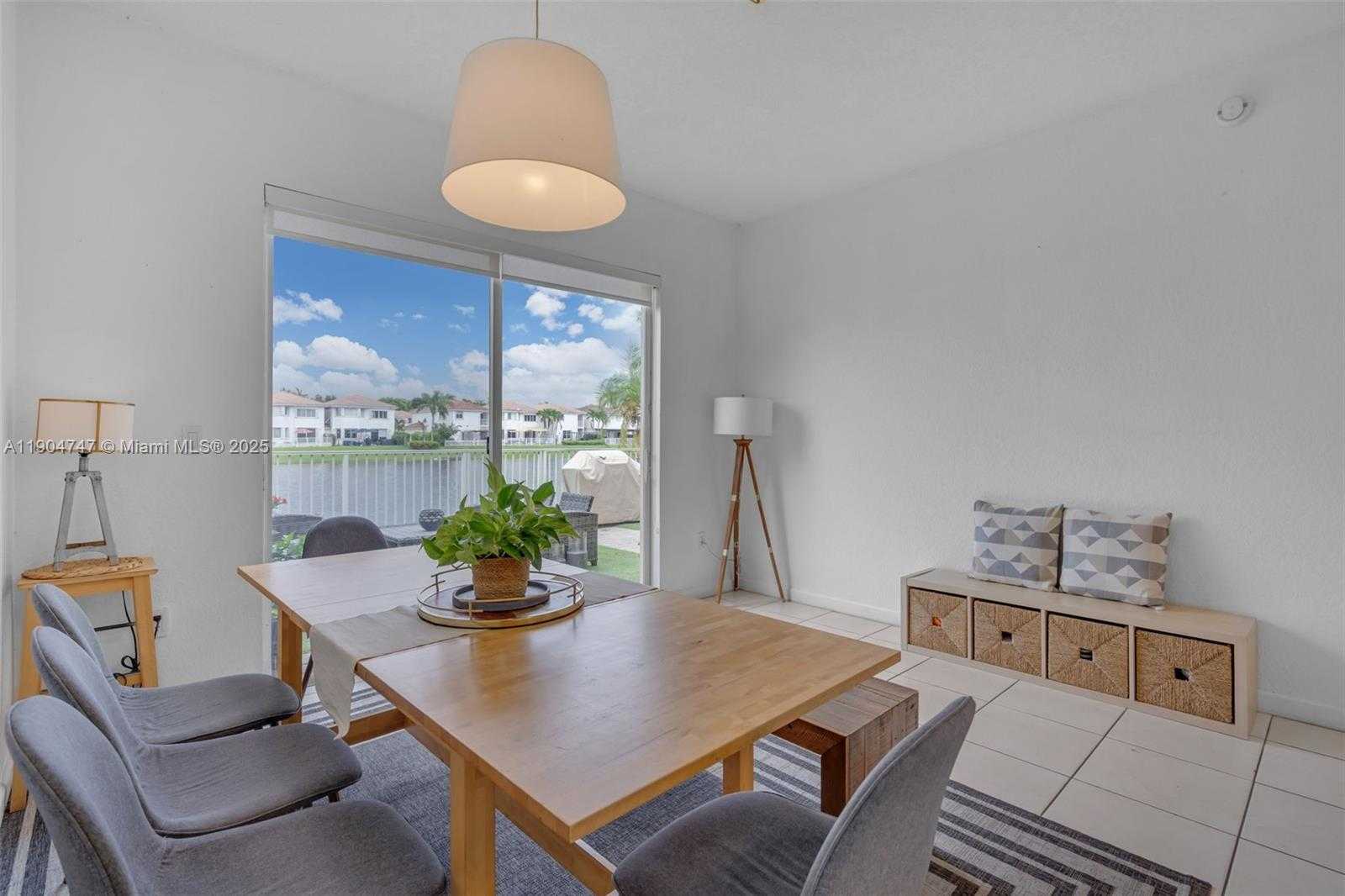 Small Image of 11451 NORTH WEST 68TH TER, Doral Number 12