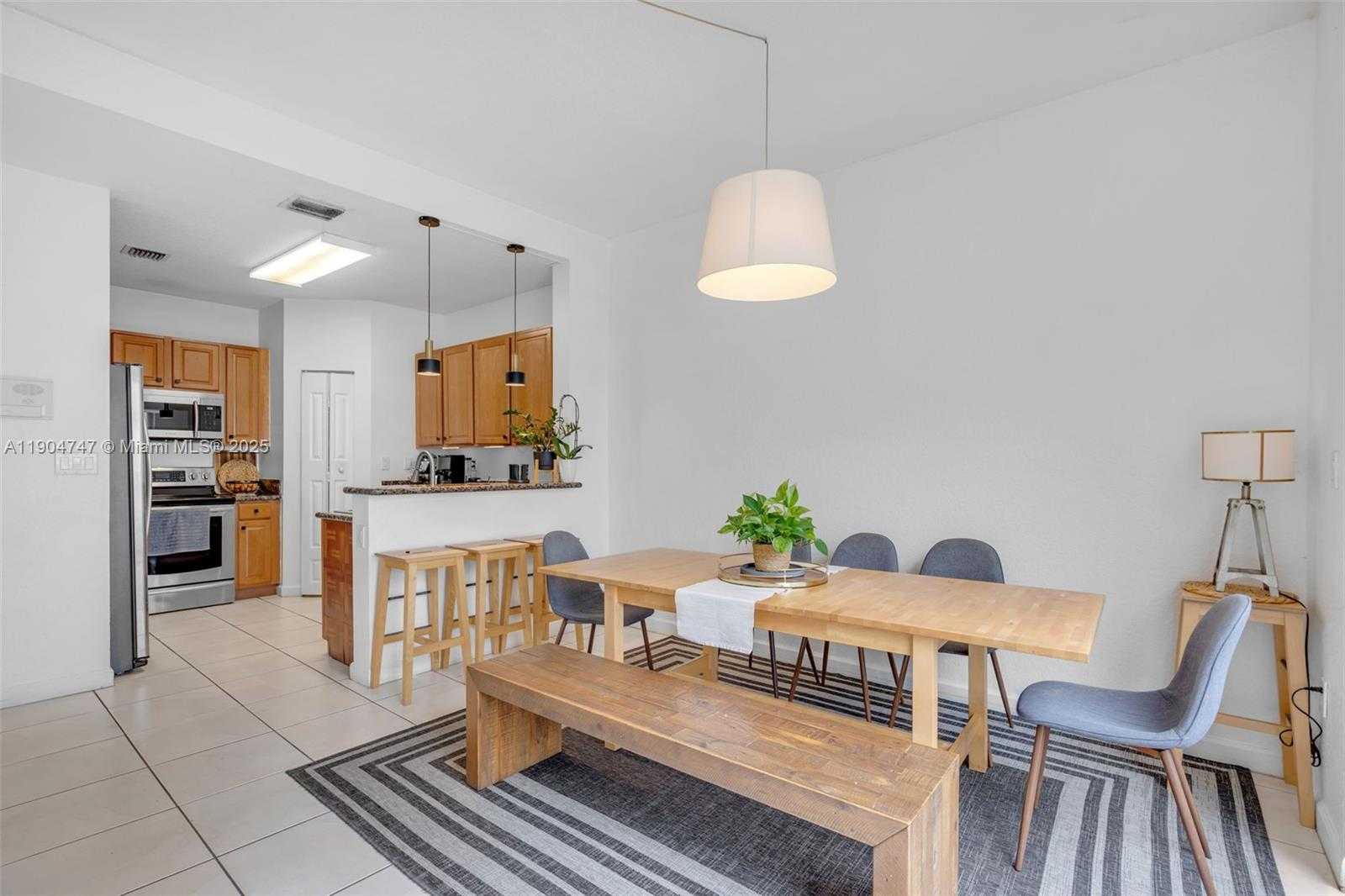 Small Image of 11451 NORTH WEST 68TH TER, Doral Number 13