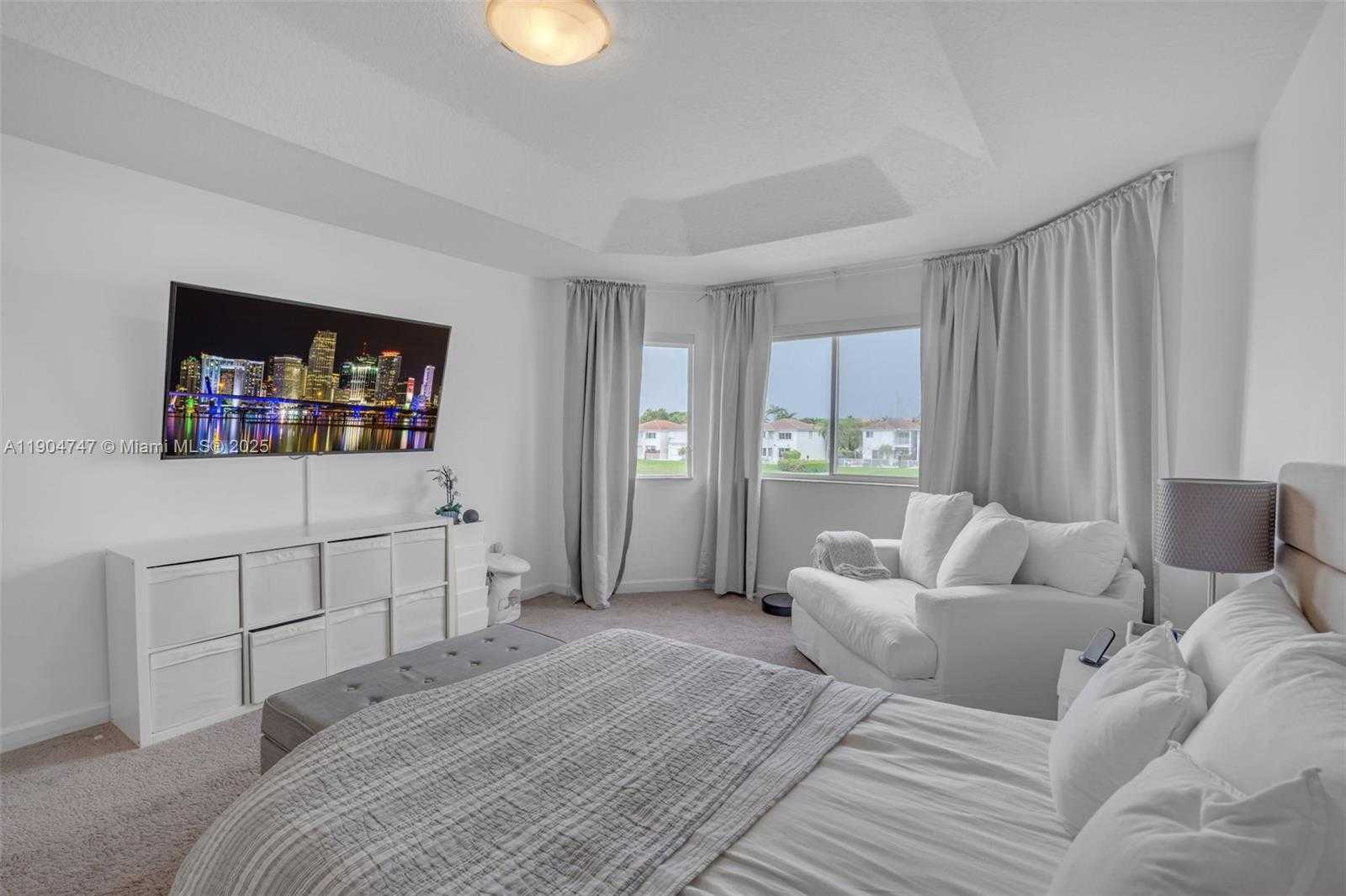 Small Image of 11451 NORTH WEST 68TH TER, Doral Number 28