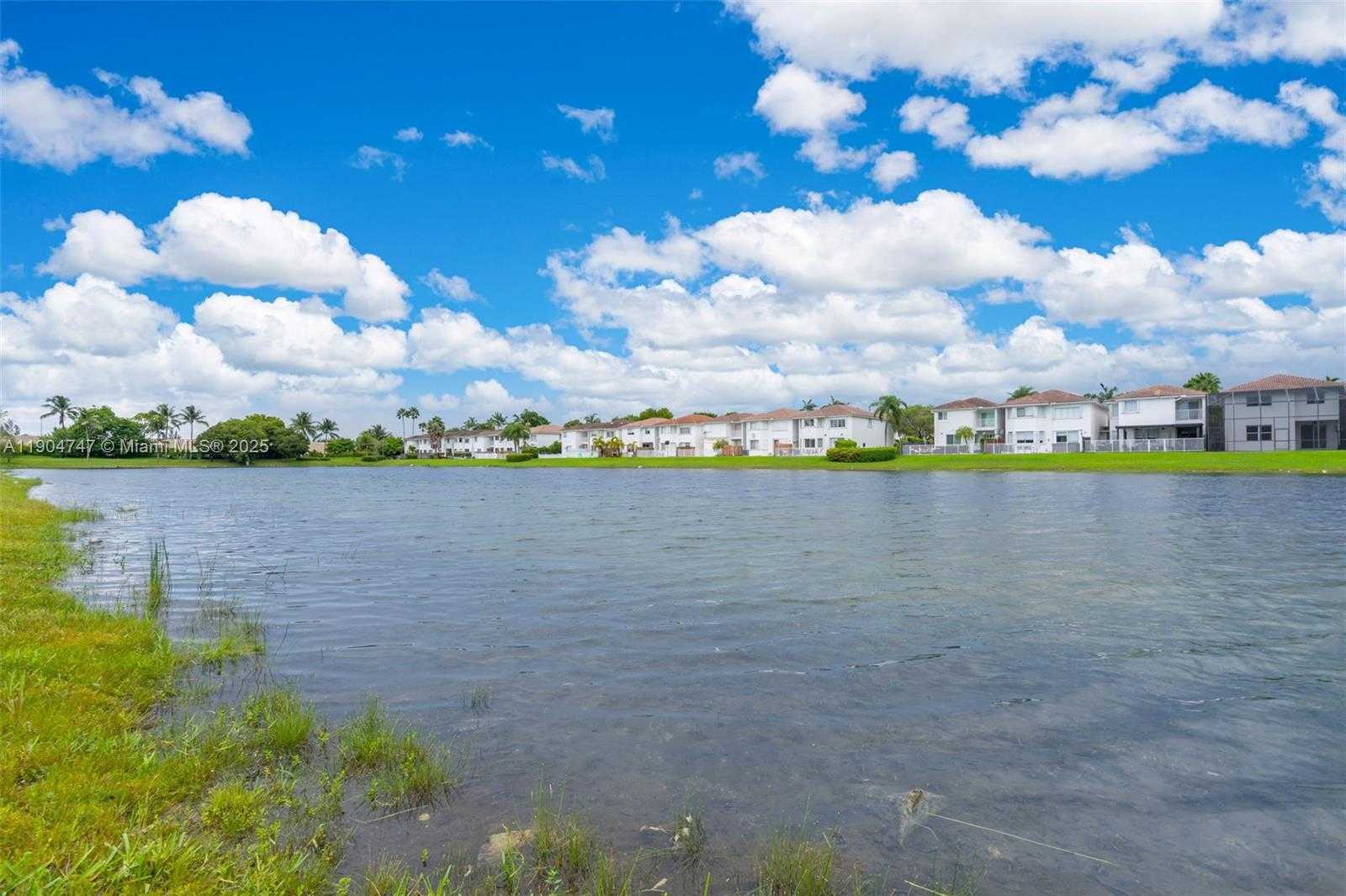 Small Image of 11451 NORTH WEST 68TH TER, Doral Number 38