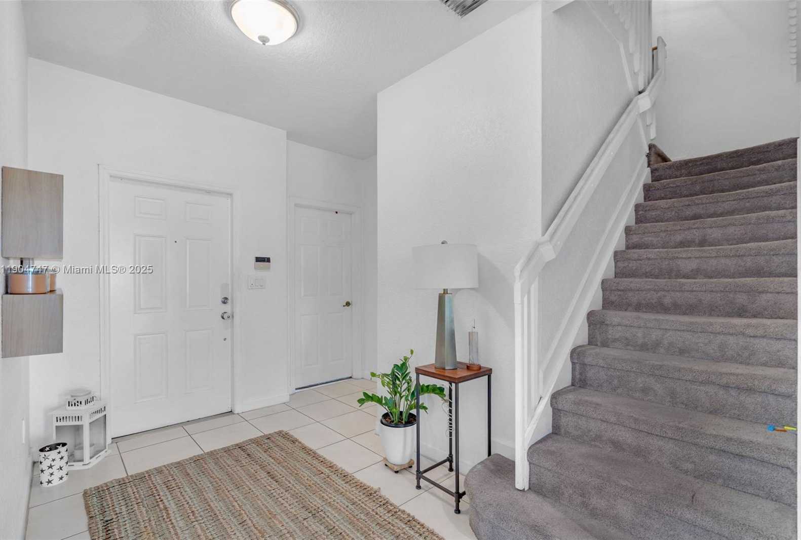 Small Image of 11451 NORTH WEST 68TH TER, Doral Number 5