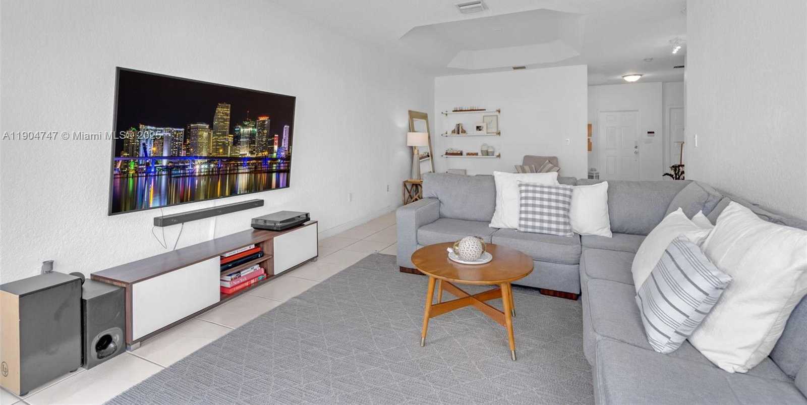 Small Image of 11451 NORTH WEST 68TH TER, Doral Number 9