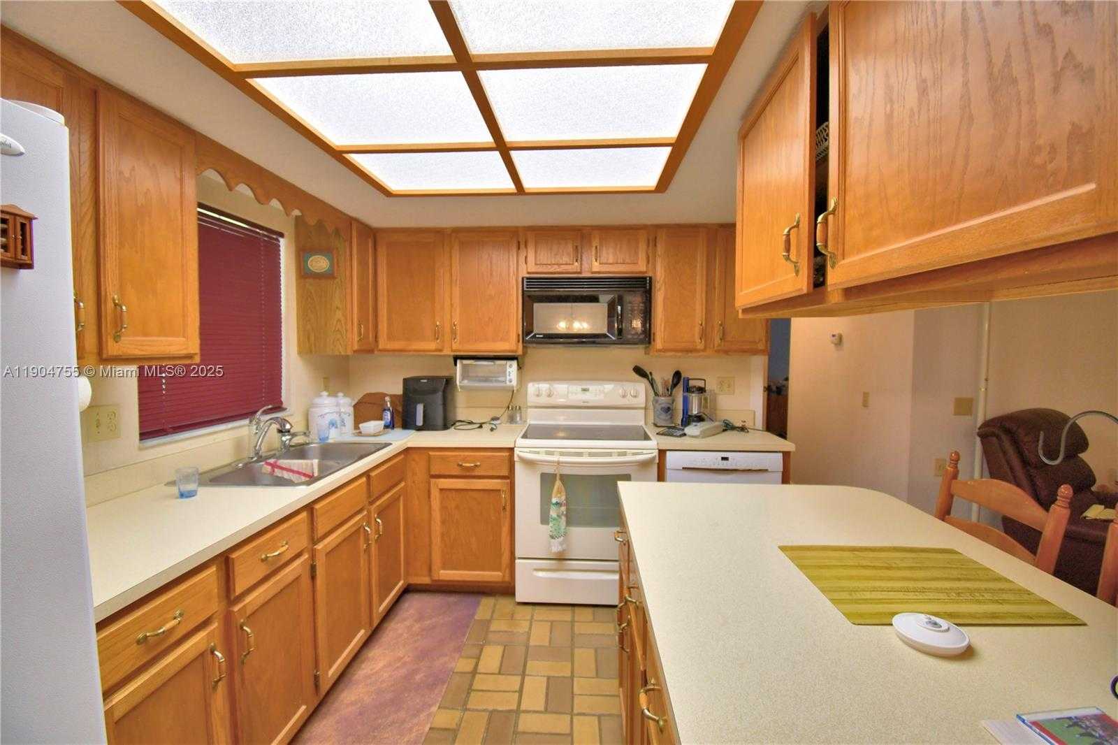 Small Image of 66 PERCH STREET, Other City - In The State Of Florida Number 7