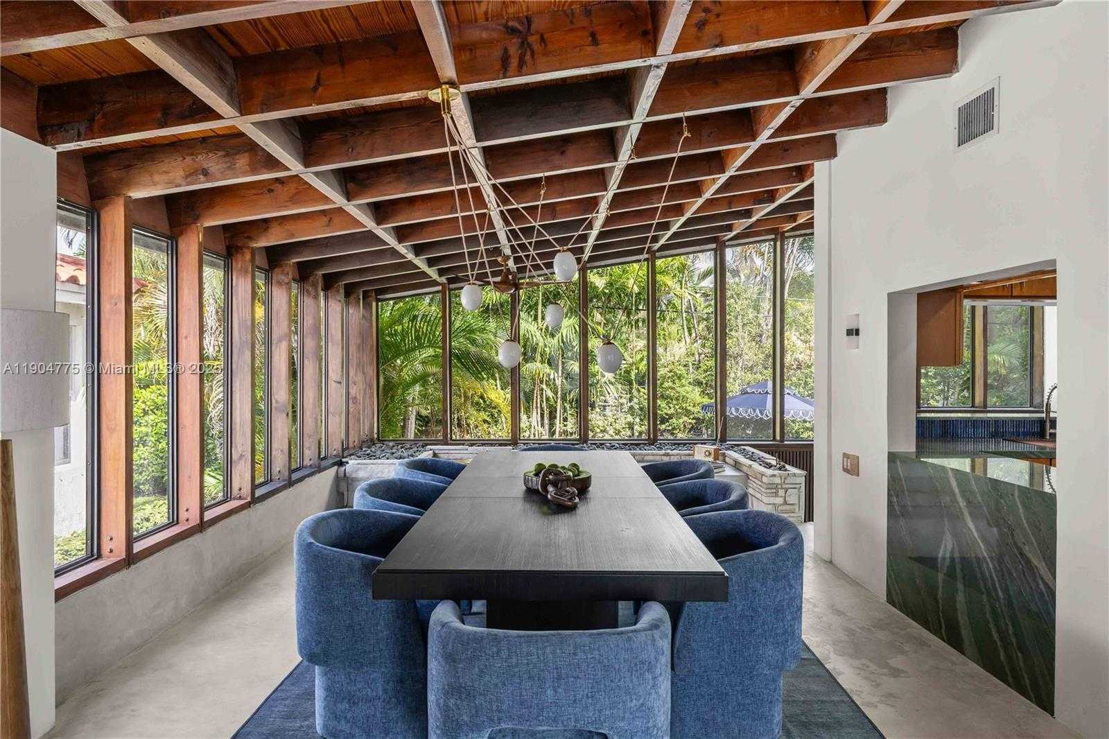 Small Image of 1071 NORTH EAST 85TH ST, Miami Number 11