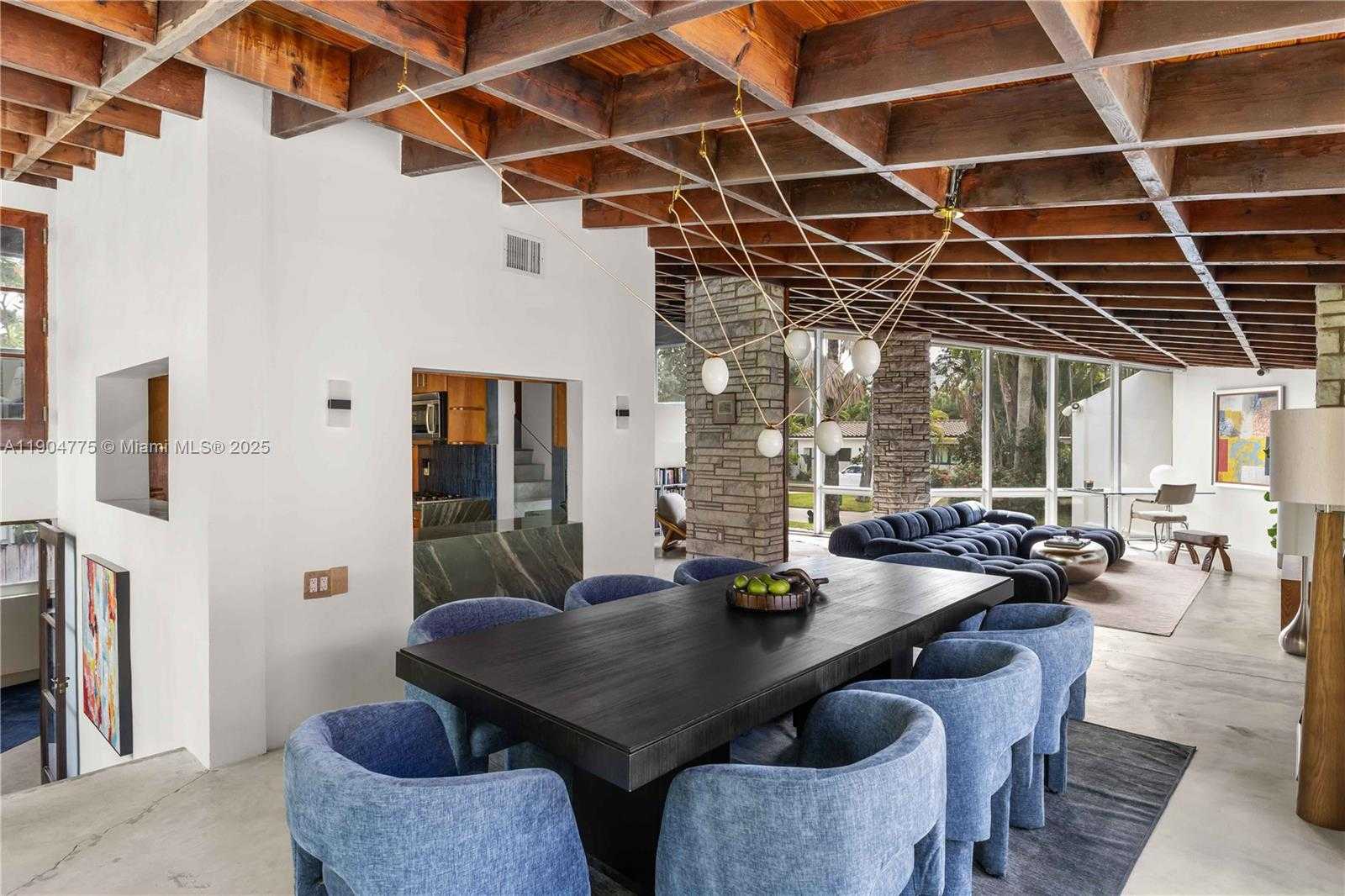 Small Image of 1071 NORTH EAST 85TH ST, Miami Number 14