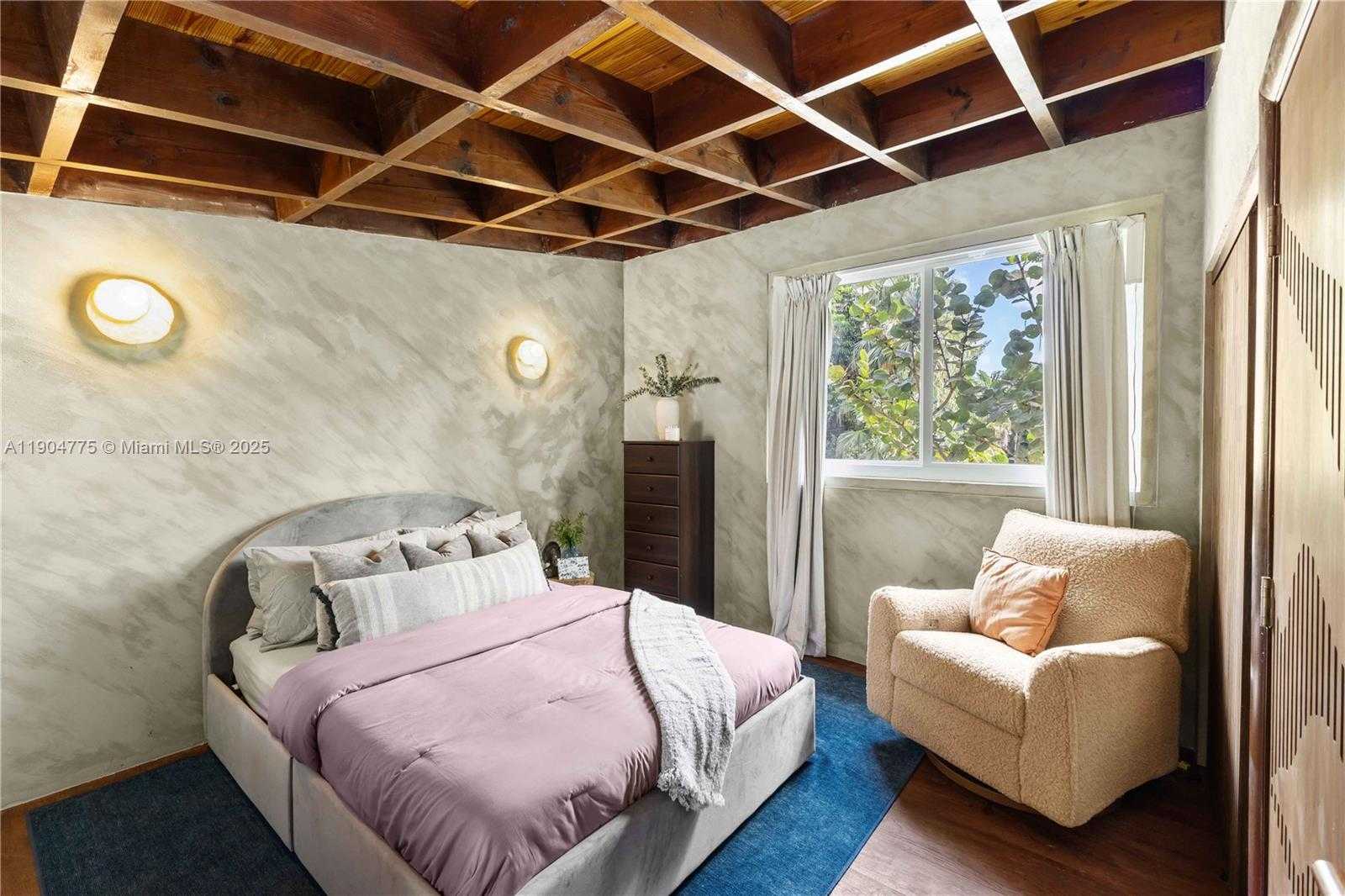 Small Image of 1071 NORTH EAST 85TH ST, Miami Number 26