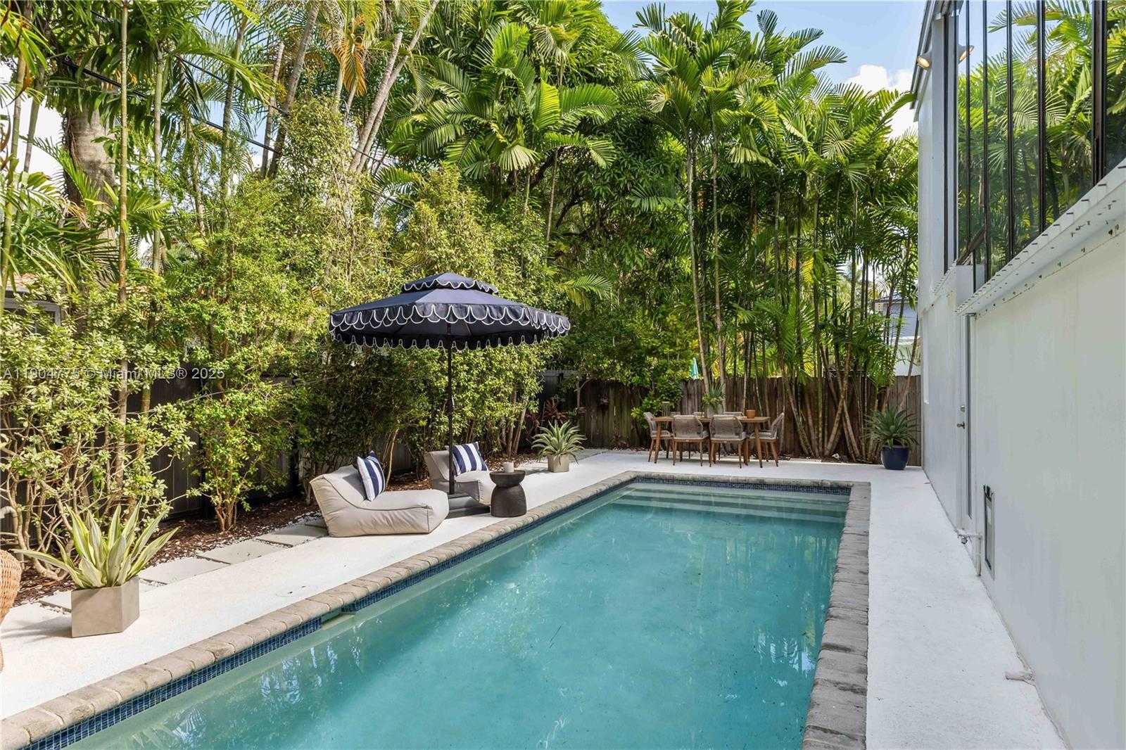 Small Image of 1071 NORTH EAST 85TH ST, Miami Number 30