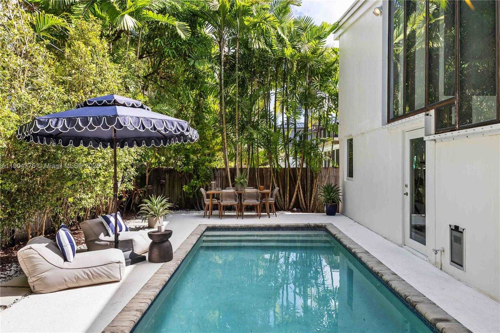 Small Image of 1071 NORTH EAST 85TH ST, Miami Number 31