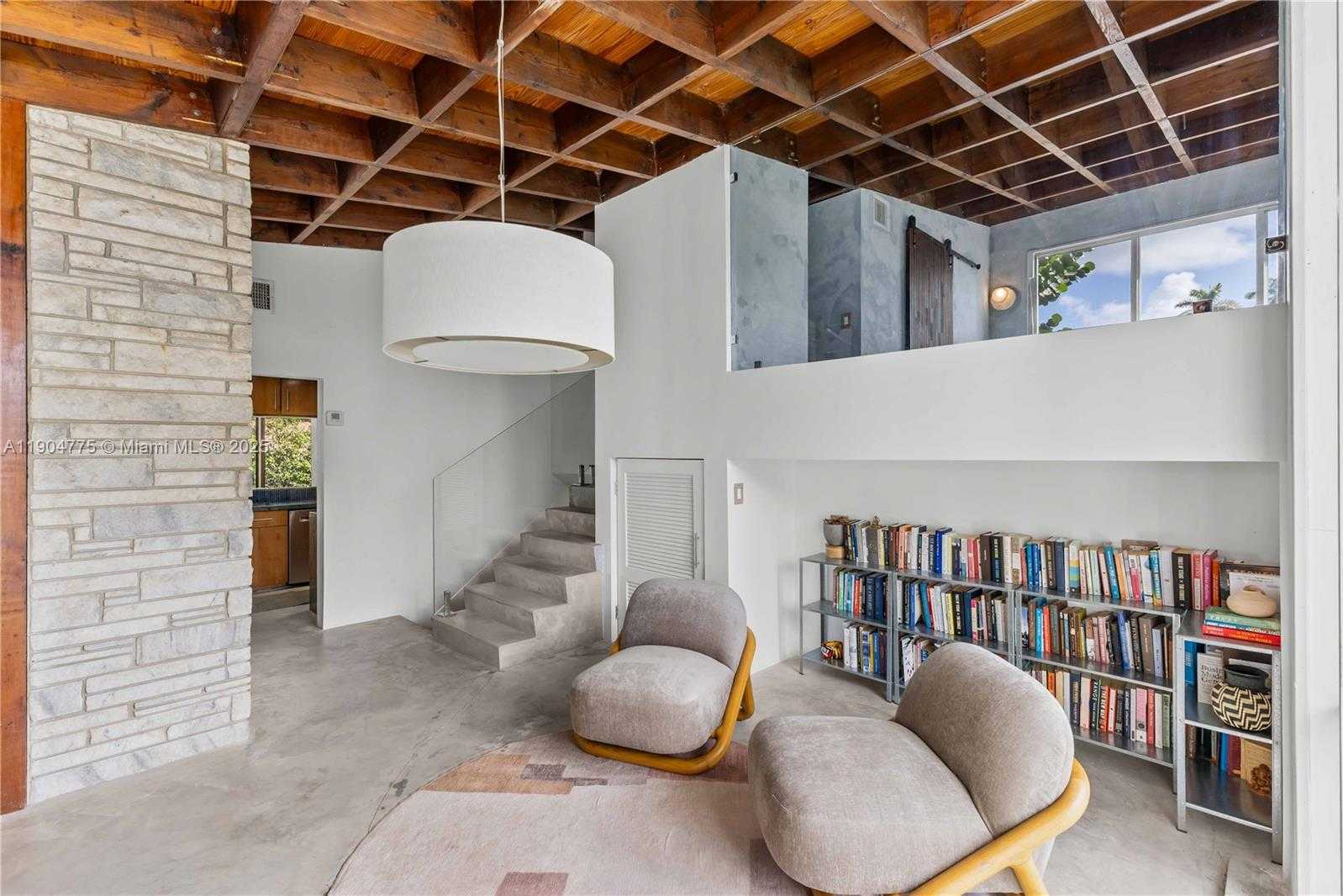 Small Image of 1071 NORTH EAST 85TH ST, Miami Number 7