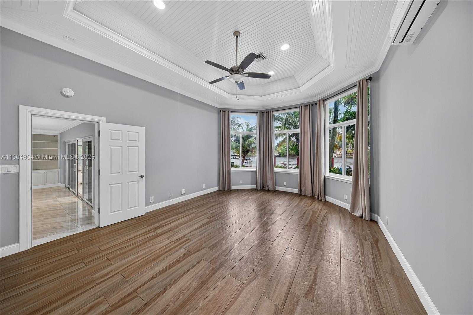 Small Image of 2801 CORAL SHORES DR, Fort Lauderdale Number 12