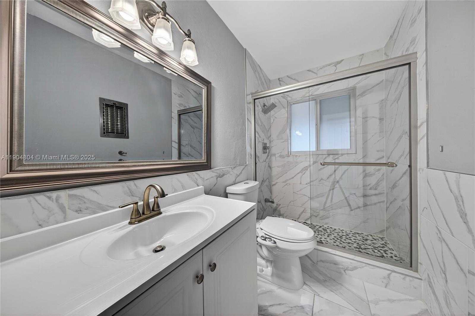 Small Image of 2801 CORAL SHORES DR, Fort Lauderdale Number 22