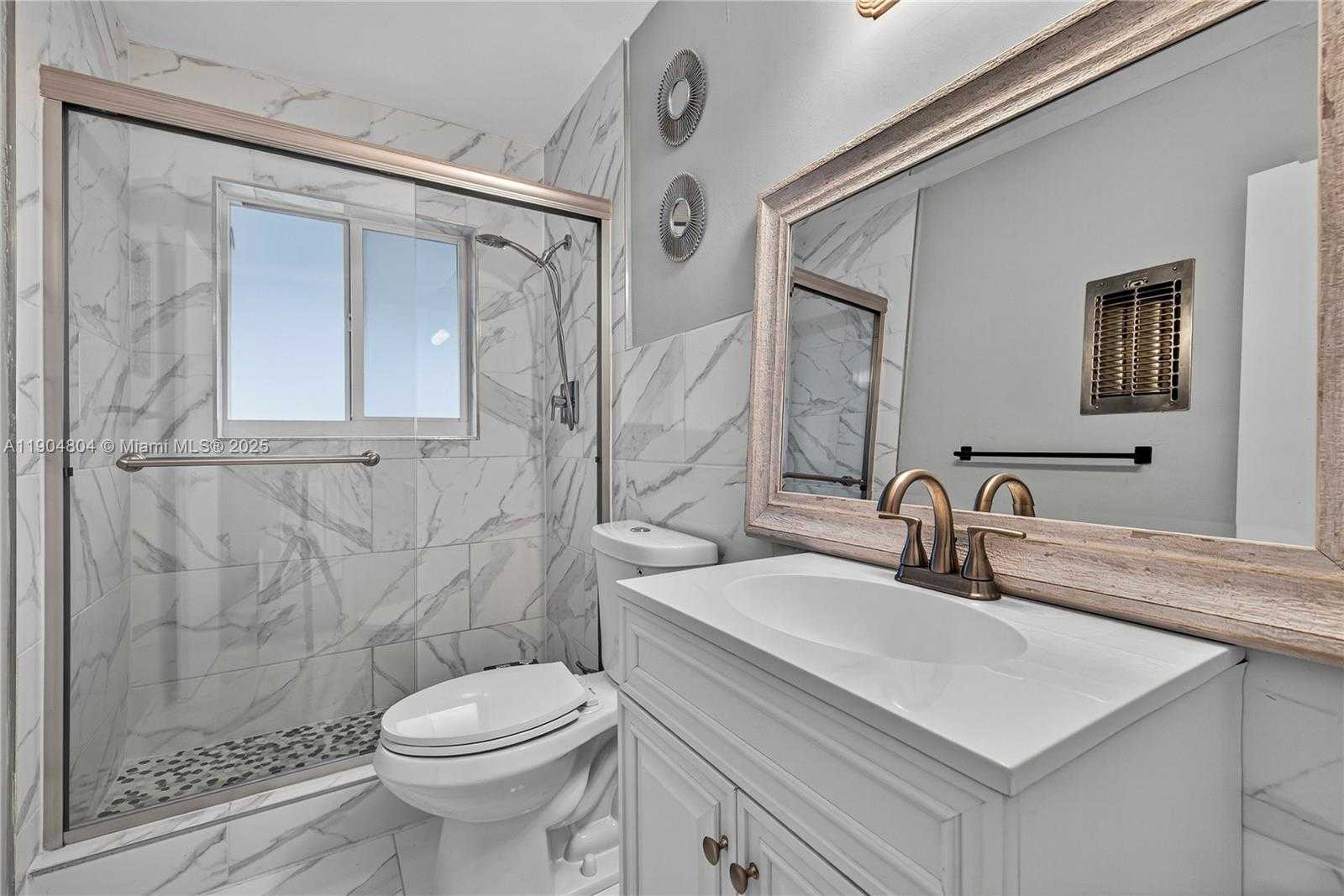 Small Image of 2801 CORAL SHORES DR, Fort Lauderdale Number 29