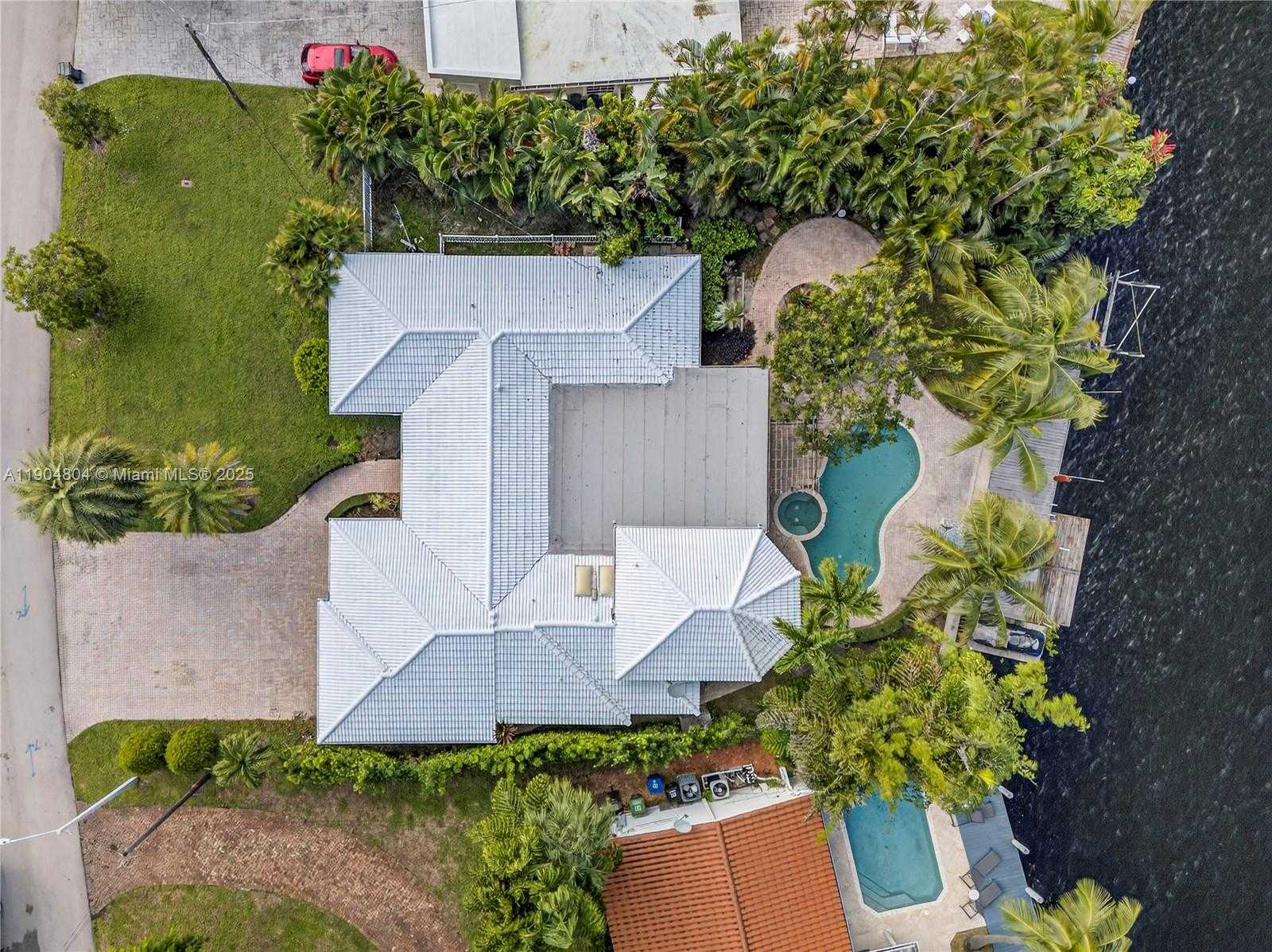 Small Image of 2801 CORAL SHORES DR, Fort Lauderdale Number 3